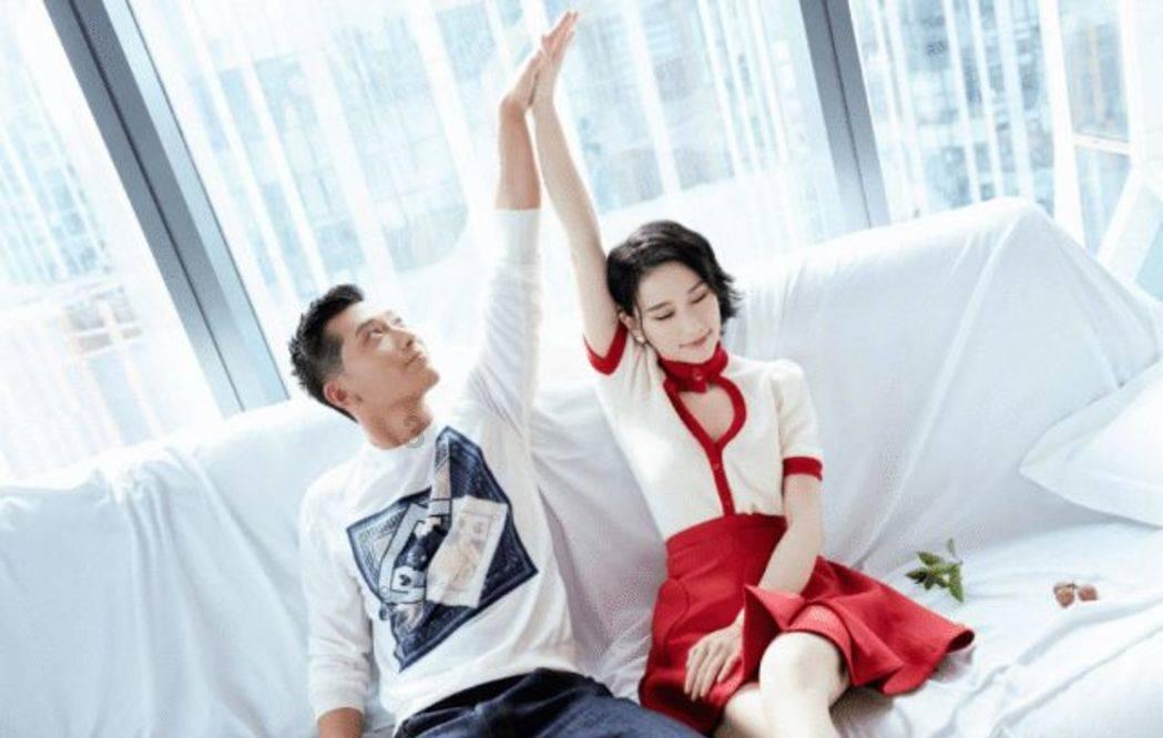 张卫健穿皮肤衣表演，尺度太大被质疑，这是“第二个”杨丽萍？
